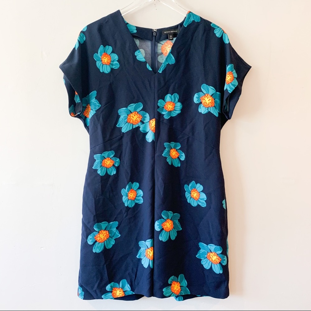 🤍Banana Republic Blue floral Dolman Sleeve Dress